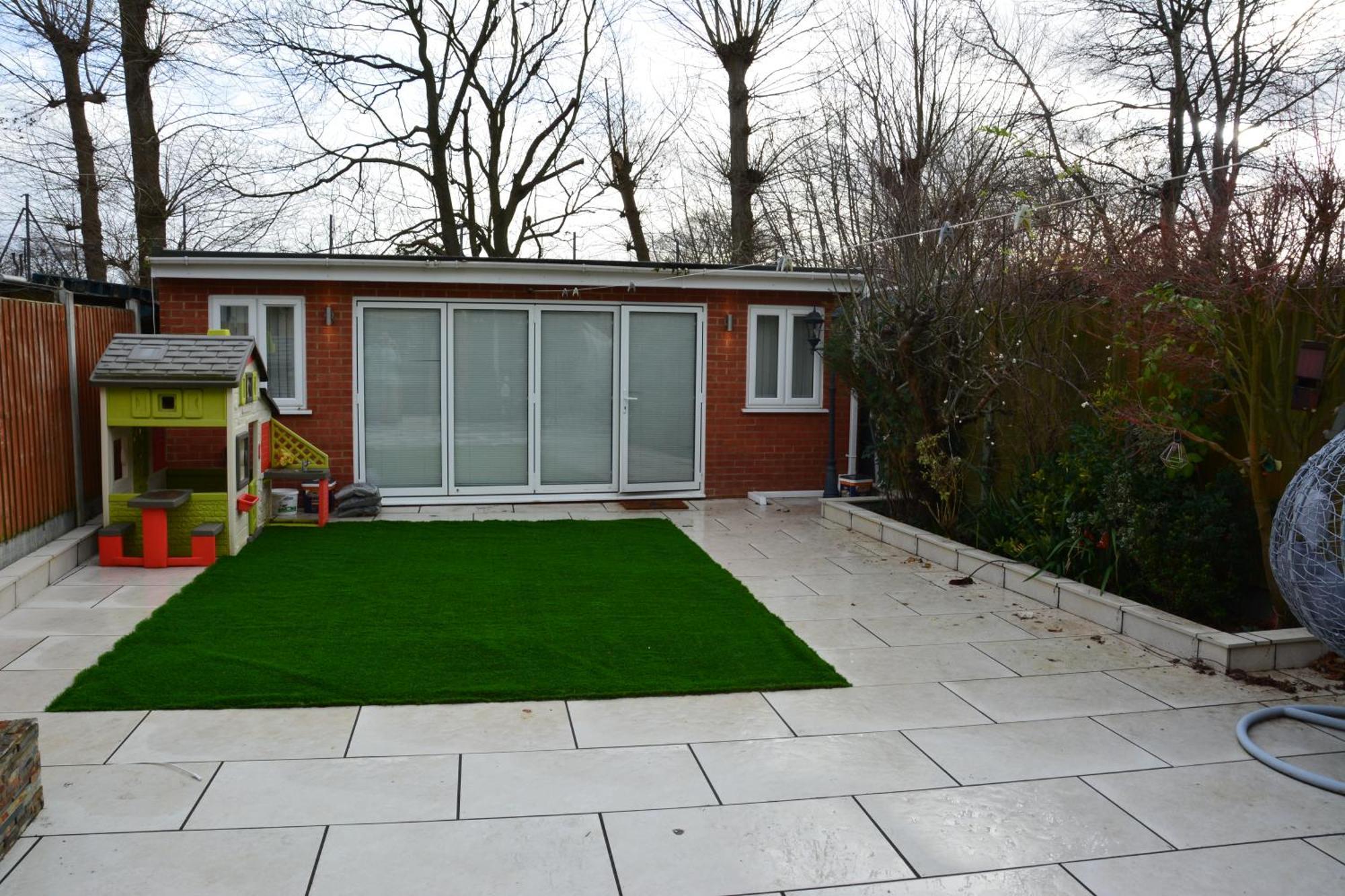 Cozy, Modern, Spacious 4 Bedroom House In London Ρόμφορντ Εξωτερικό φωτογραφία